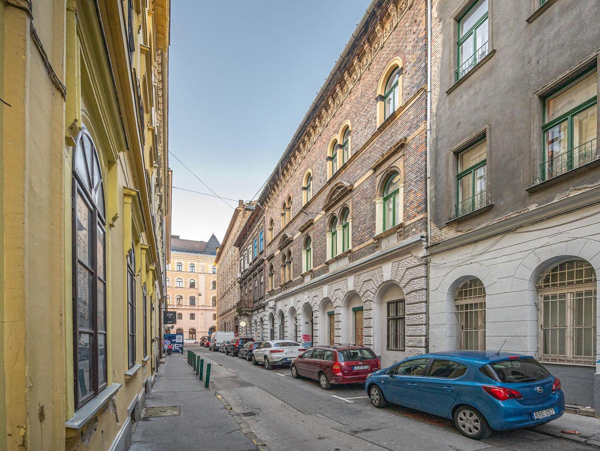 District 6Th Sense Apartment Budapest Eksteriør bilde